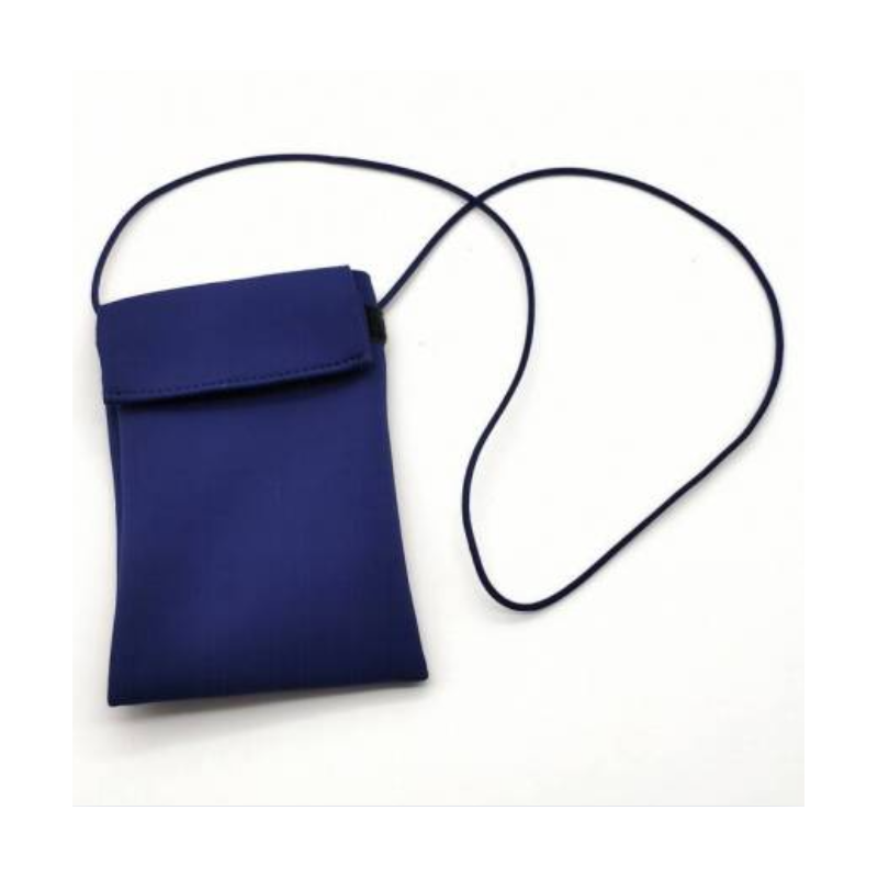 Bolsito para guardar mascarillas.